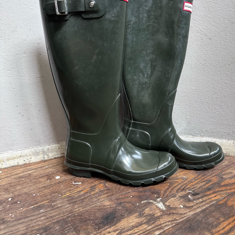 Hunter Dark Green Waterproof Boots - Picture 2 of 5
